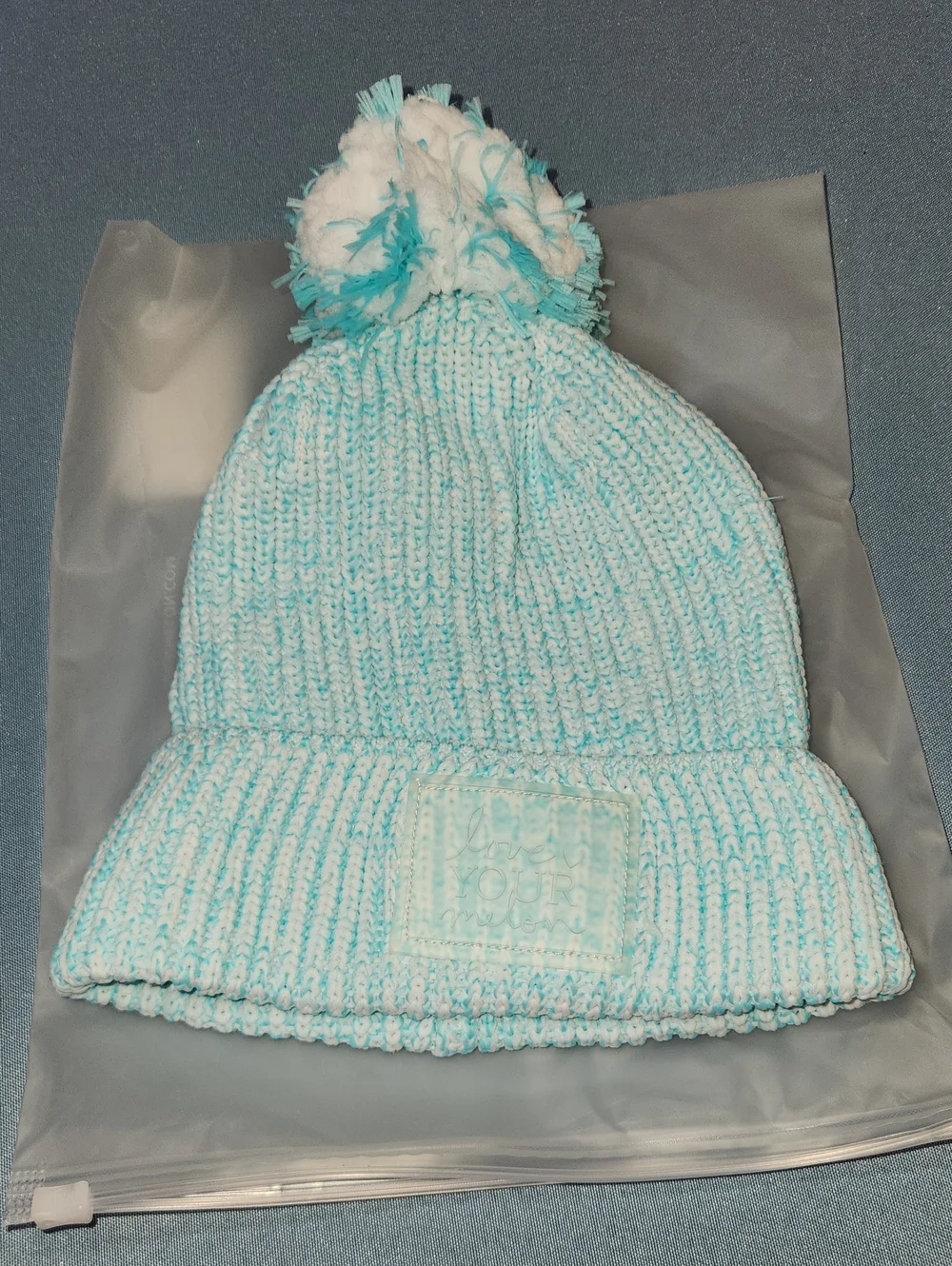 NWT Love Your Melon Kids Ocean Blue Speckled Pom Knit Beanie